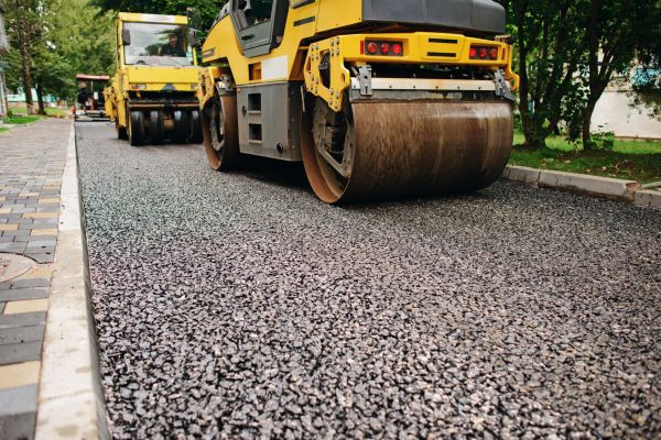 Gravel And Tar Paving in Monroe